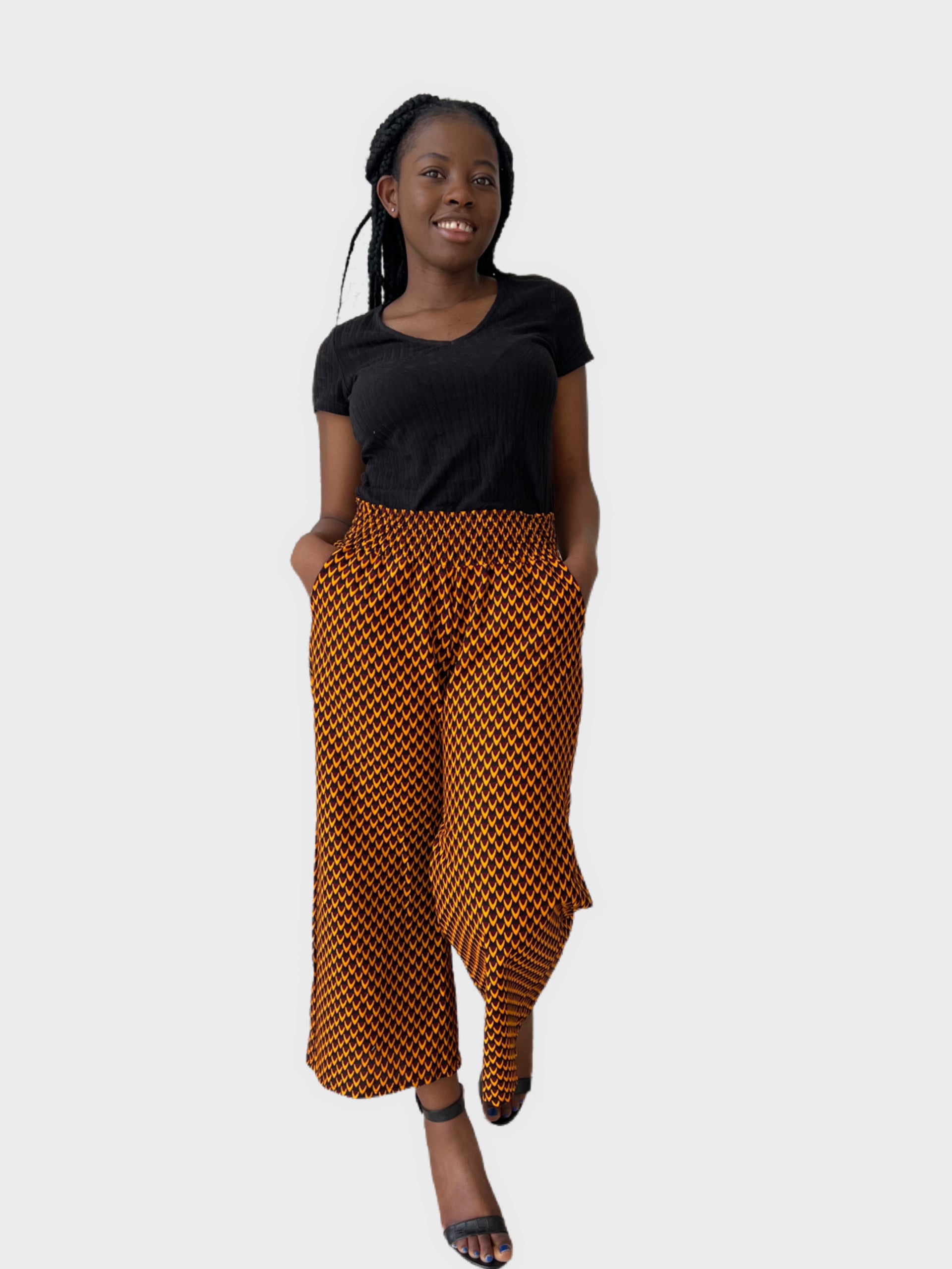 Afrikanische Damenhose | Yemssyro Handmade | Ankara-Hose | Braun Media 1 of 6