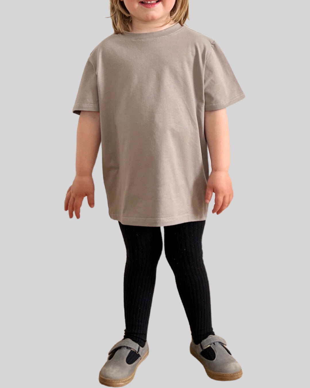Unisex Kinder T-Shirt,Grau, Mädchen und Jungen Handmade Basic T-Shirt- Größe 98-164, | Yemssyro